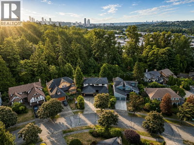 7995 WOODHURST Drive | Burnaby British Columbia | Slide Image Forty