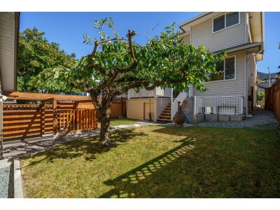 14775 59A Avenue | Surrey British Columbia | Slide Image Thirty-three