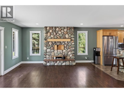 2077 SOMMERVILLE Road | Prince George British Columbia | Slide Image Thirteen