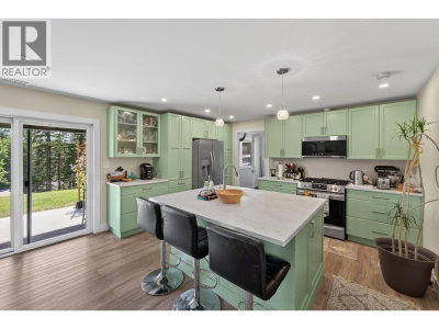2077 SOMMERVILLE Road | Prince George British Columbia | Slide Image Twenty-three