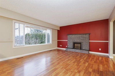10111 SHAMROCK Drive | Chilliwack British Columbia | Slide Image Two