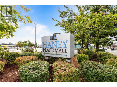 22347 LOUGHEED Highway | Maple Ridge British Columbia | Slide Image Twenty-nine