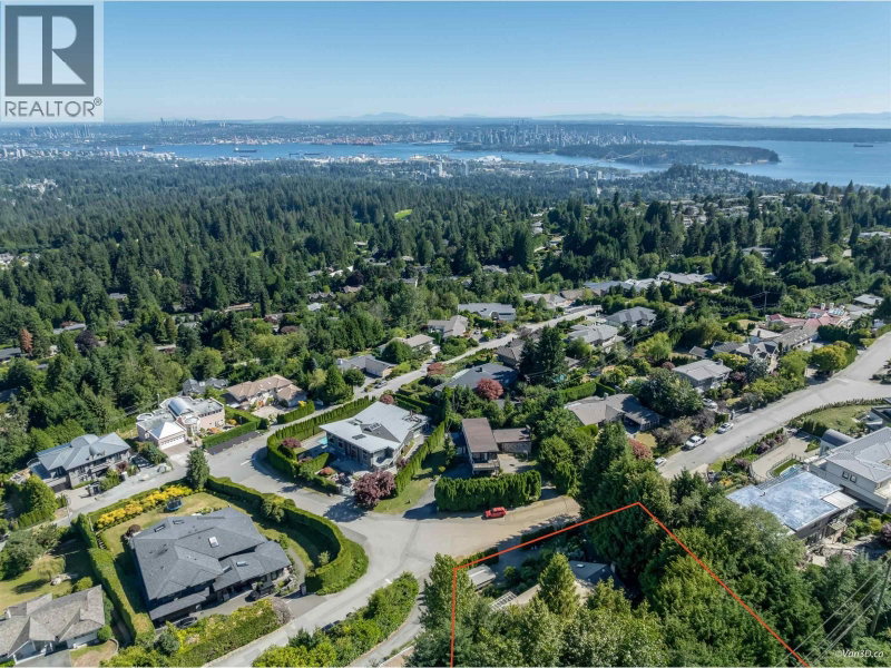661 ANDOVER Crescent West Vancouver British Columbia, V7S 1Y4 - 5 Bedrooms Home For Sale