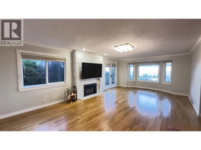 661 ANDOVER Crescent | West Vancouver British Columbia | Slide Image Fifteen