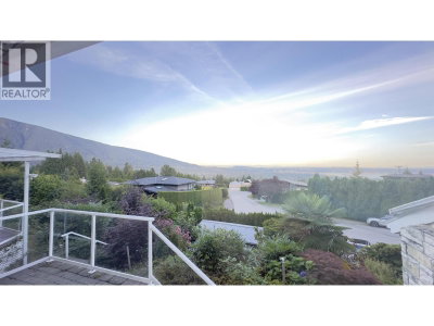661 ANDOVER Crescent | West Vancouver British Columbia | Slide Image Twenty-one