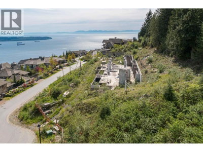 2345 KADLEC Court | West Vancouver British Columbia | Slide Image Thirty-four