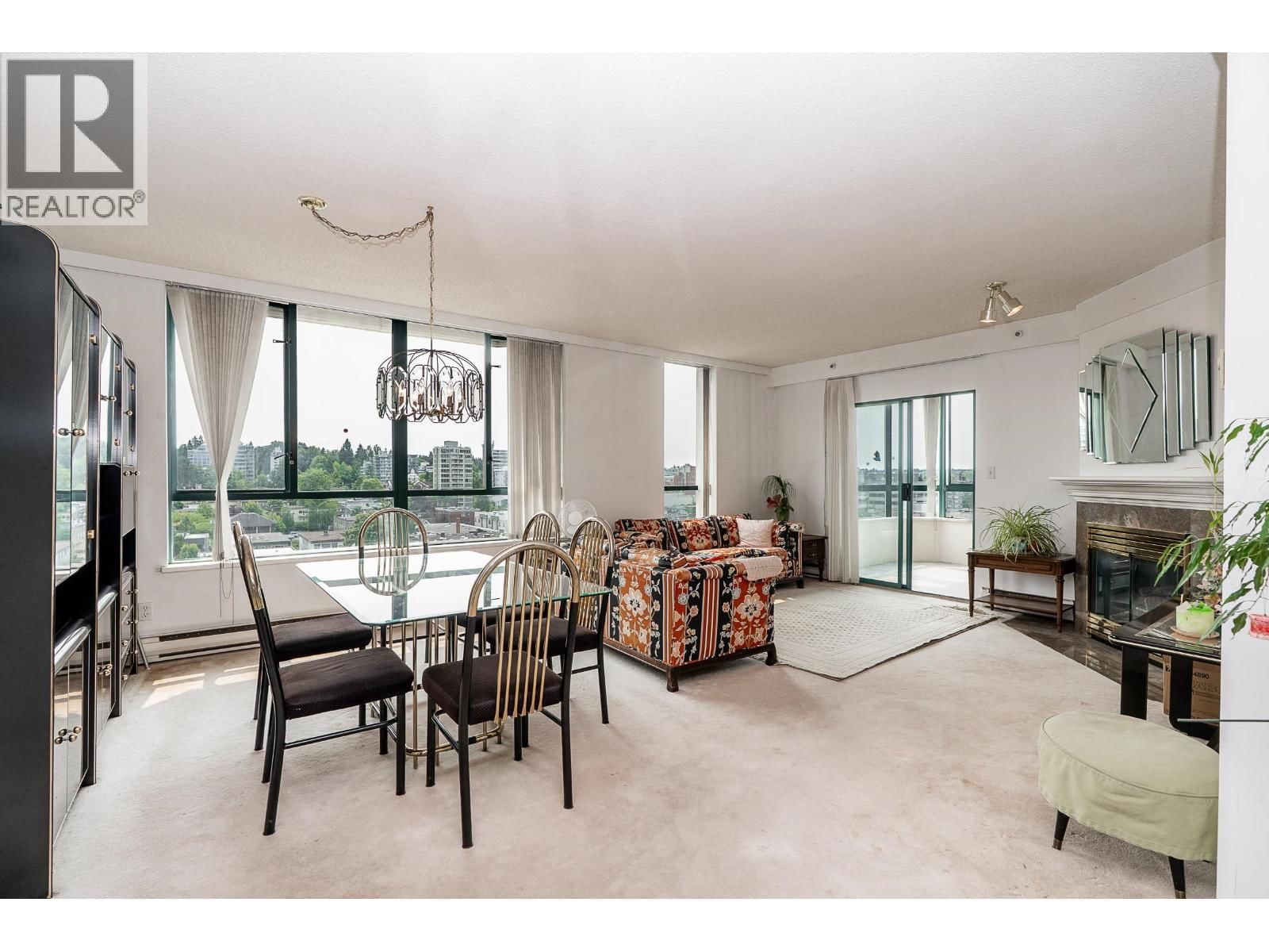 1355 BROADWAY, Vancouver, British Columbia V6H 1G8