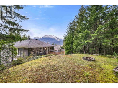 1014 LANARK Place | Squamish British Columbia | Slide Image Twenty-four