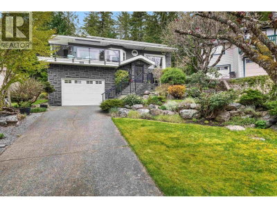 1014 LANARK Place | Squamish British Columbia | Slide Image Thirty-two