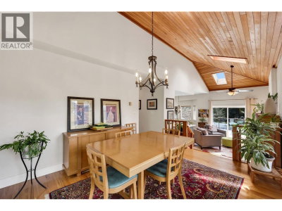 1014 LANARK Place | Squamish British Columbia | Slide Image Eight