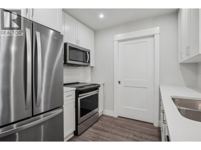 2180 KELLY Avenue | Port Coquitlam British Columbia | Slide Image Twelve
