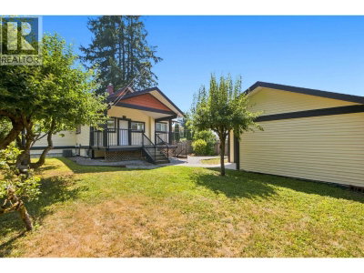 20259 WANSTEAD Street | Maple Ridge British Columbia | Slide Image Thirty