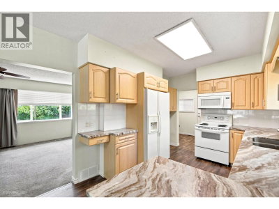 20259 WANSTEAD Street | Maple Ridge British Columbia | Slide Image Seven