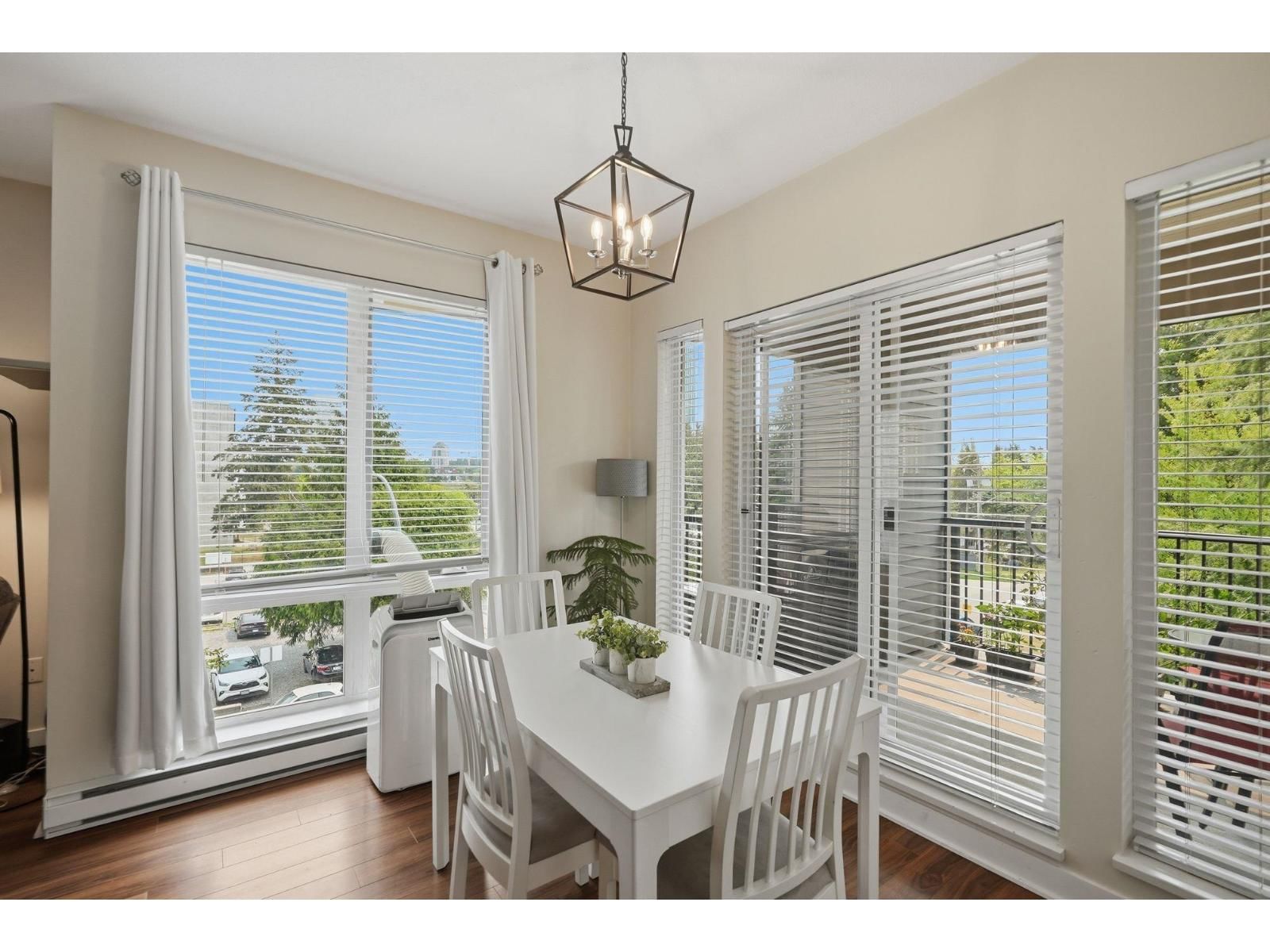13339 102A Avenue, Surrey, British Columbia V3T 0C5