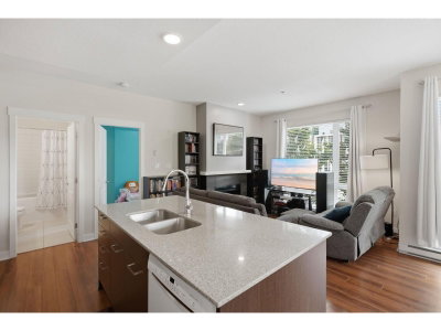 13339 102A Avenue | Surrey British Columbia | Slide Image Seven