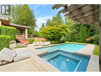 510 EASTCOT Road | West Vancouver British Columbia | Slide Image Four