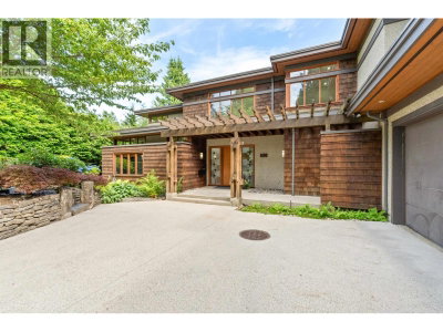 510 EASTCOT Road | West Vancouver British Columbia | Slide Image Eight