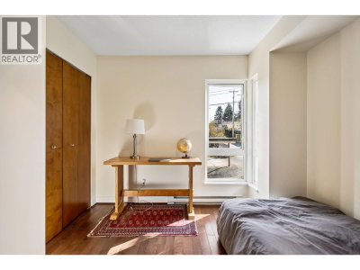 3788 LAUREL Street | Burnaby British Columbia | Slide Image Seventeen