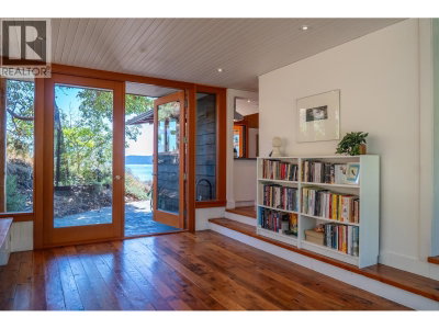 9919 SOUTHLANDS Drive | Pender Island British Columbia | Slide Image Eight