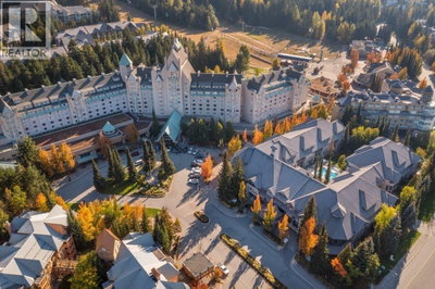 4573 CHATEAU Boulevard | Whistler British Columbia | Slide Image Sixteen