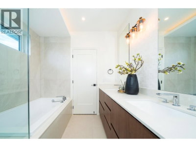 8271 MINLER Road | Richmond British Columbia | Slide Image Thirty-one