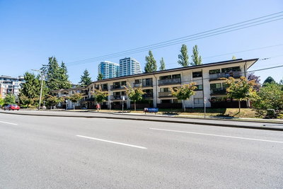 15020 NORTH BLUFF Road | White Rock British Columbia | Slide Image Thirty