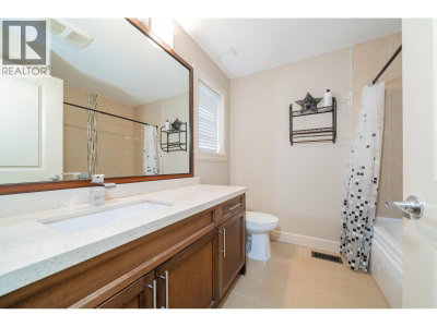 1353 HAMES Crescent | Coquitlam British Columbia | Slide Image Thirty-five