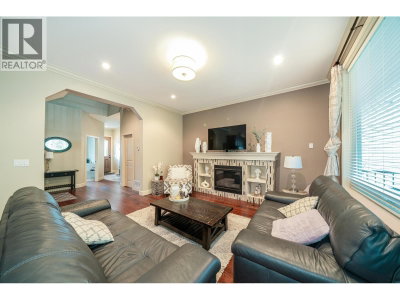 1353 HAMES Crescent | Coquitlam British Columbia | Slide Image Six