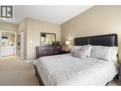 3098 GUILDFORD Way | Coquitlam British Columbia | Slide Image Nineteen