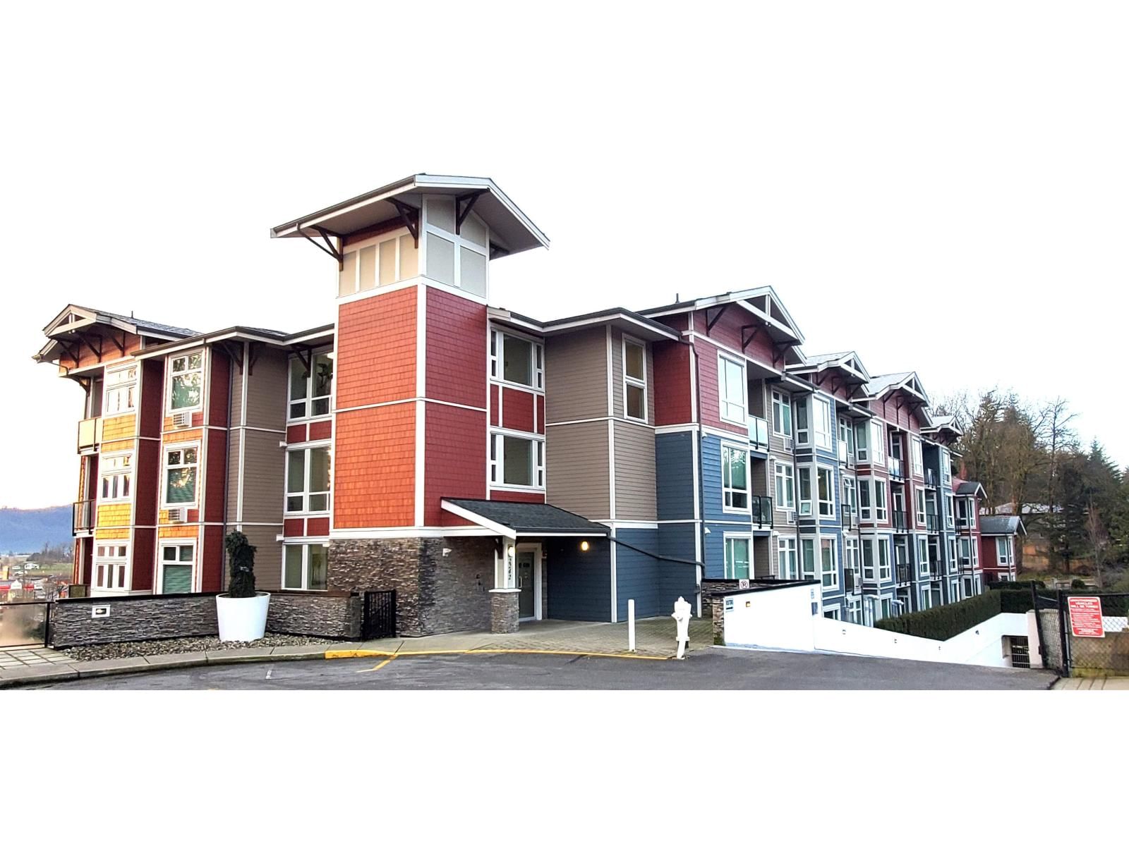 2242 WHATCOM Road, Abbotsford, British Columbia V3G 0G3