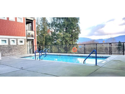 2242 WHATCOM Road | Abbotsford British Columbia | Slide Image Twenty-one