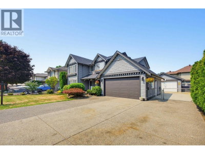 22765 126B Avenue | Maple Ridge British Columbia | Slide Image Three