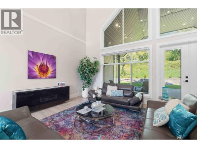 27107 RIVER Road | Maple Ridge British Columbia | Slide Image Eight