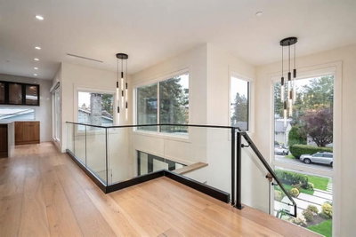 13821 MALABAR Avenue | White Rock British Columbia | Slide Image Nineteen