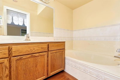 10446 FRASERGLEN Drive | Surrey British Columbia | Slide Image Twenty-six