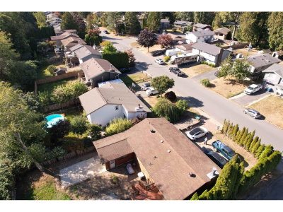 35368 WELLS GRAY Avenue | Abbotsford British Columbia | Slide Image Four