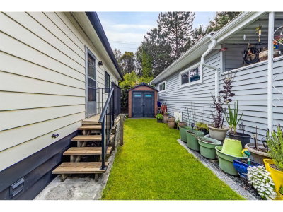 2120 KING GEORGE Boulevard | Surrey British Columbia | Slide Image Twenty-eight