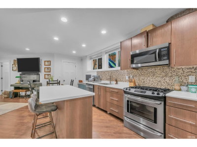 15305 29A Avenue | White Rock British Columbia | Slide Image Twenty-five