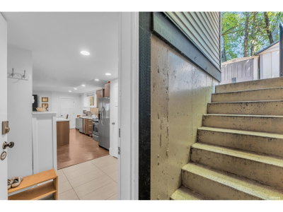 15305 29A Avenue | White Rock British Columbia | Slide Image Thirty-one