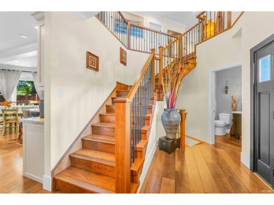 15305 29A Avenue | White Rock British Columbia | Slide Image Five