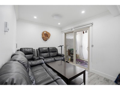 3075 TRETHEWEY Street | Abbotsford British Columbia | Slide Image Twelve