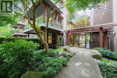 6328 LARKIN Drive | Vancouver British Columbia | Slide Image Thirty-four