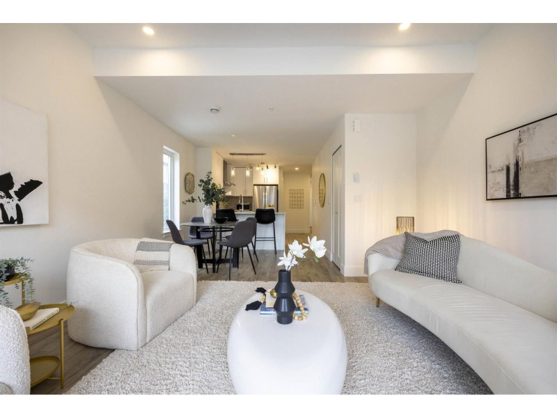 6328 KING GEORGE Boulevard Surrey British Columbia, V3X 0L4 - 5 Bedrooms Home For Sale