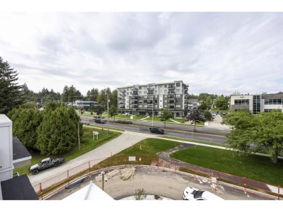 6328 KING GEORGE Boulevard | Surrey British Columbia | Slide Image Seven