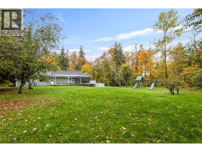 24445 104 Avenue | Maple Ridge British Columbia | Slide Image Ten