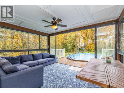 24445 104 Avenue | Maple Ridge British Columbia | Slide Image Eight