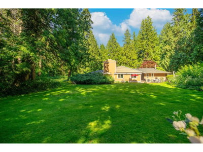 13425 WOODCREST Drive | Surrey British Columbia | Slide Image Three