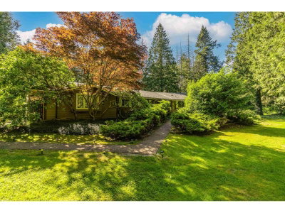 13425 WOODCREST Drive | Surrey British Columbia | Slide Image Five