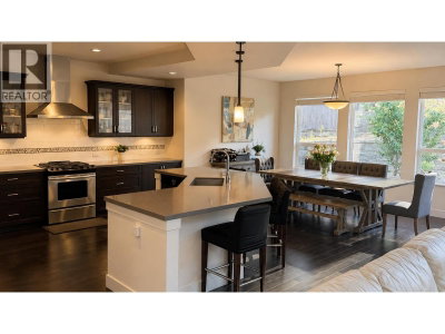 1517 DAYTON Street | Coquitlam British Columbia | Slide Image Nine