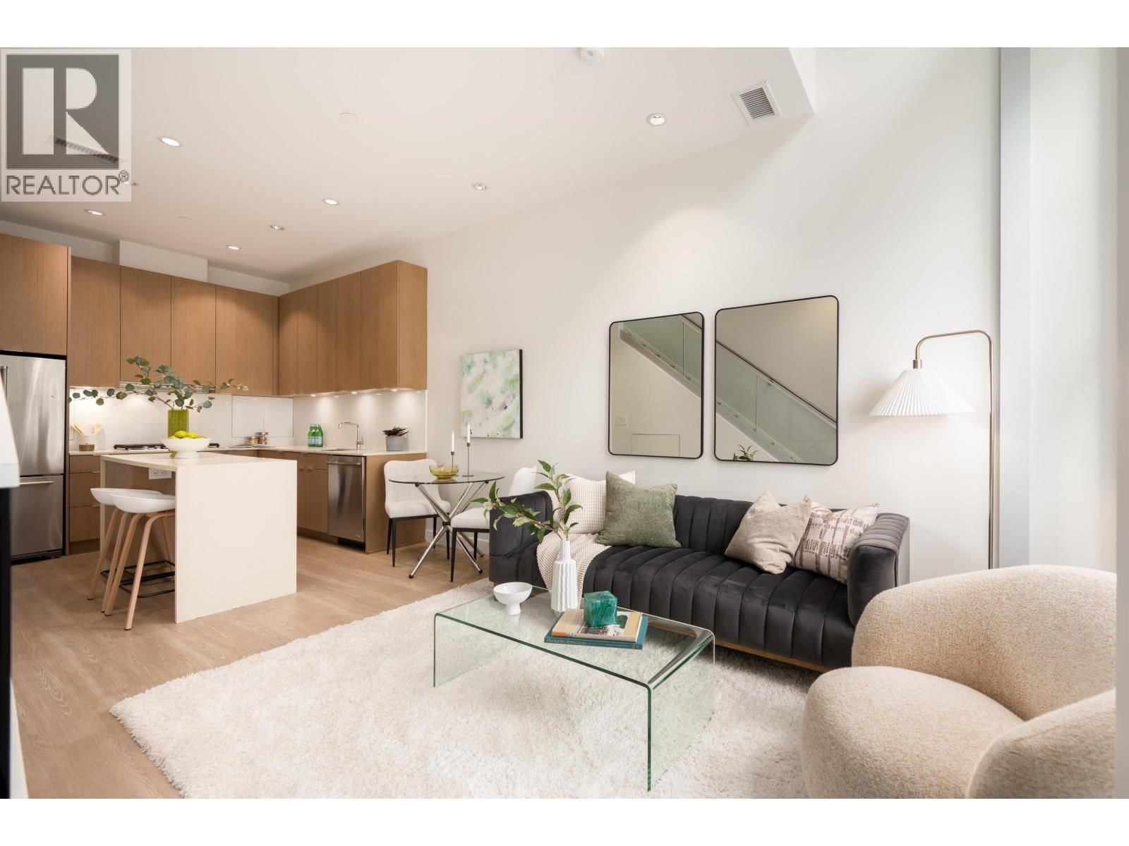149 1ST Avenue, Vancouver, British Columbia V6A 0E8
